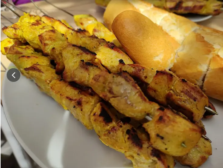 pinchos morunos madrid la brasa vallecas